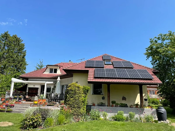 Fotovoltaické panely od firmy Acetex